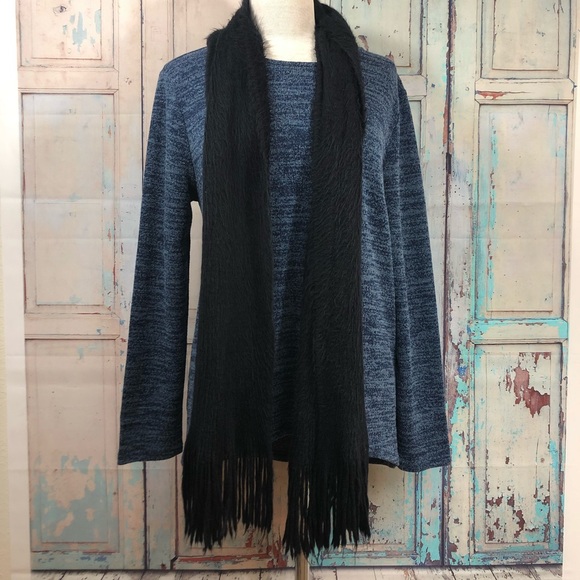➝ 2/$12 - Black Scarf - Picture 2 of 5